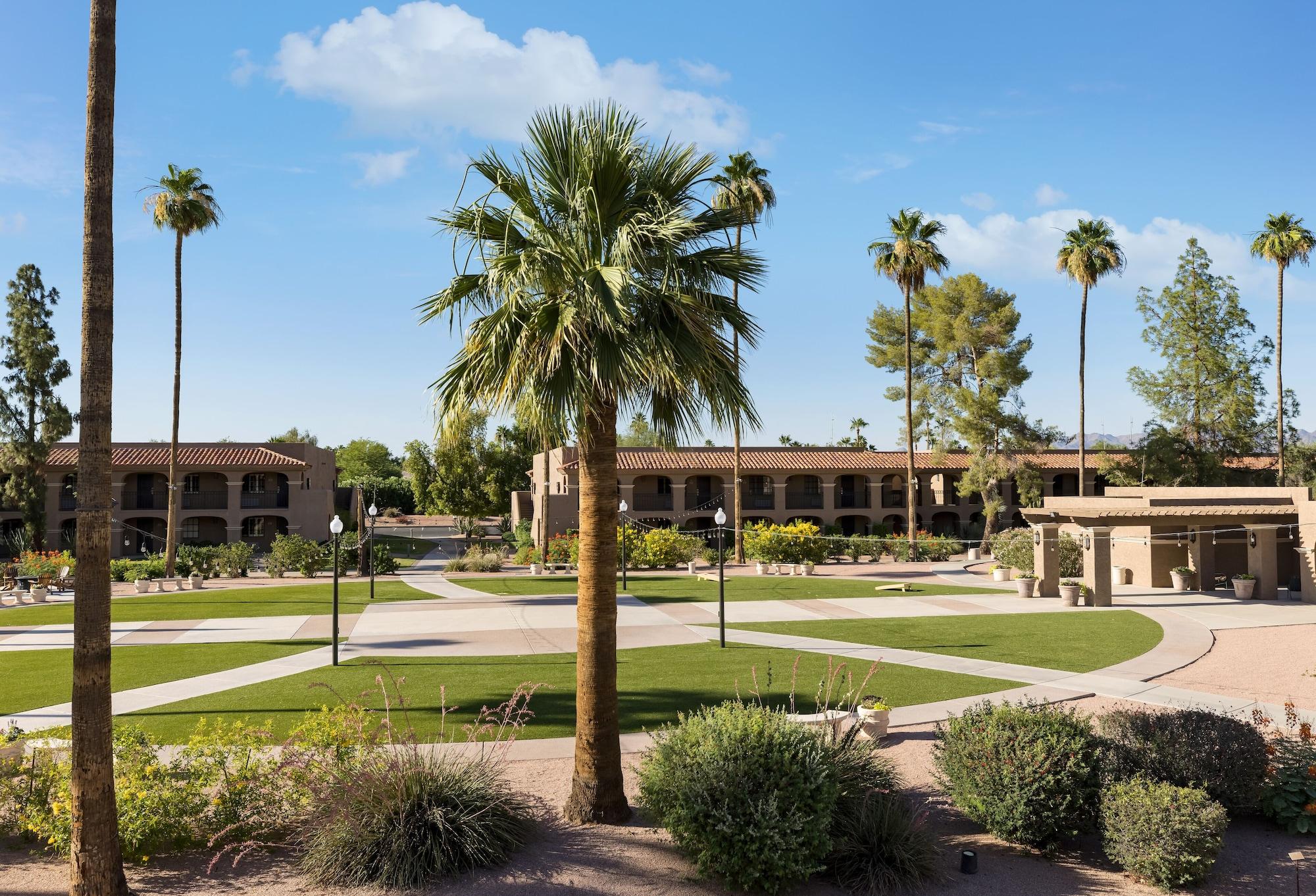 The Scottsdale Plaza Resort & Villas Paradise Valley Exterior photo