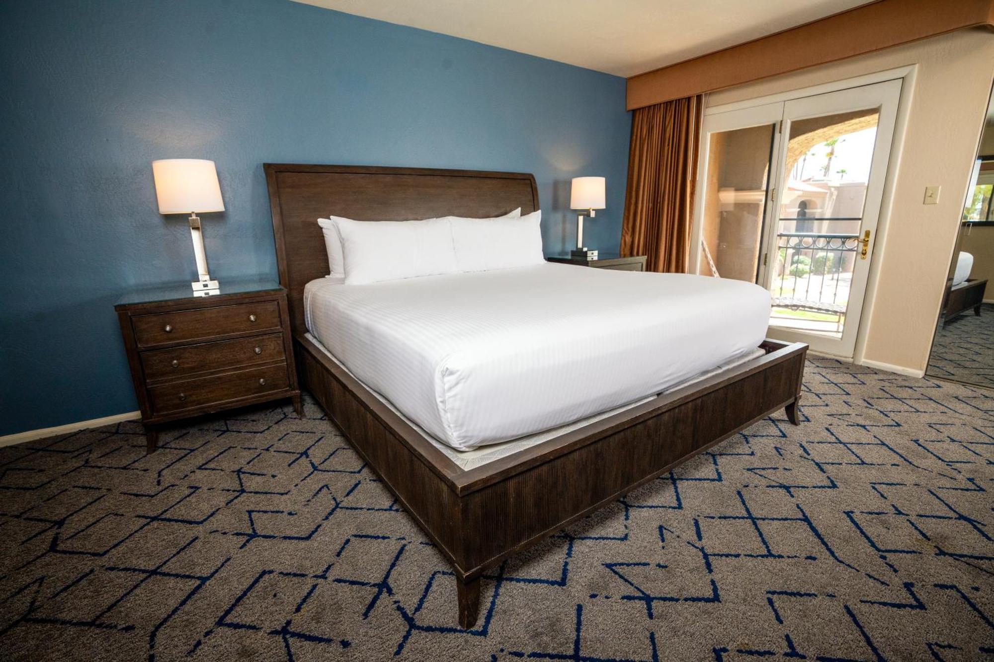 The Scottsdale Plaza Resort & Villas Paradise Valley Exterior photo